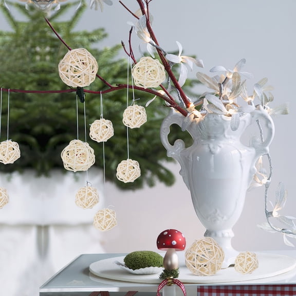 FELTECHELECTR 15Pcs Rattan Balls for Wedding Table Centerpieces and Events White