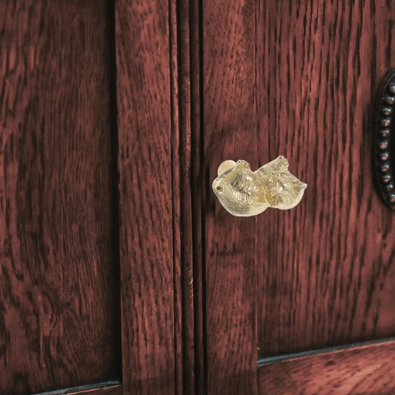 FENGGUIQU Artistic Golden Brass Cat Shape Cabinet Knobs for Decorative Drawer Pull Handles
