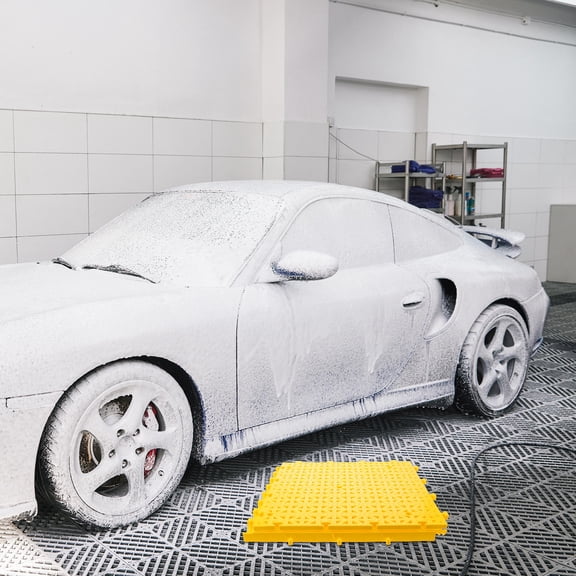 FENGGUIQU Yellow Interlocking Plastic Garage Floor Tiles with Drainage and Noise Absorption Features
