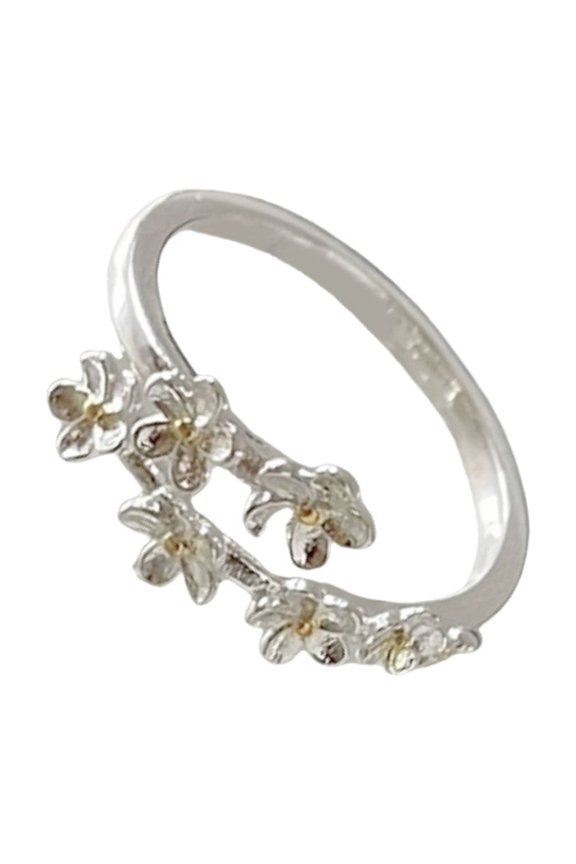 Elegant Irises Flower Adjustable Rings Silver Color Adjustable Rings Highlighting Elegant And Stylish Floral Designs