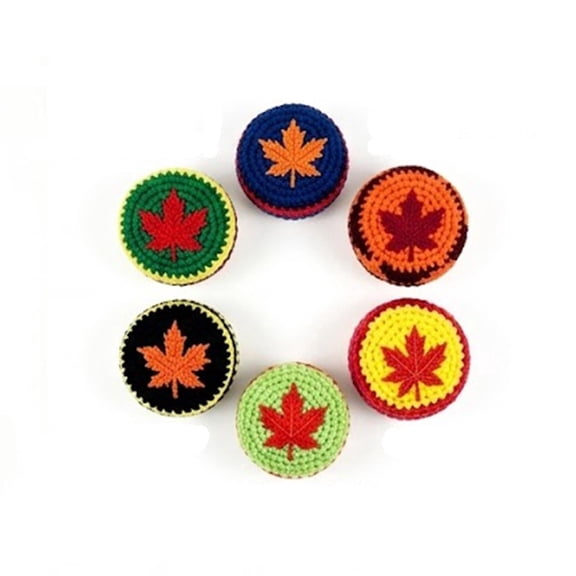 FEOLGEHLY Footbag Juggling Balls 6PCS Cute Leaf Shaped Woven Sandbag Set, Soft Premium Fabric Durable Kick Balls for Adults, Portable Coordination Game Balls for Indoor Outdoor Leisure Use