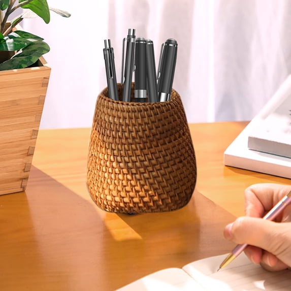 FEOLGEHLY Rattan Woven Pen Pencil Holders for Desk Notebook, Large Capacity Pen Organizer Cup, Natural Stylish Decorative Storage Box for Home Office Desktop Stationery Small Item Organization