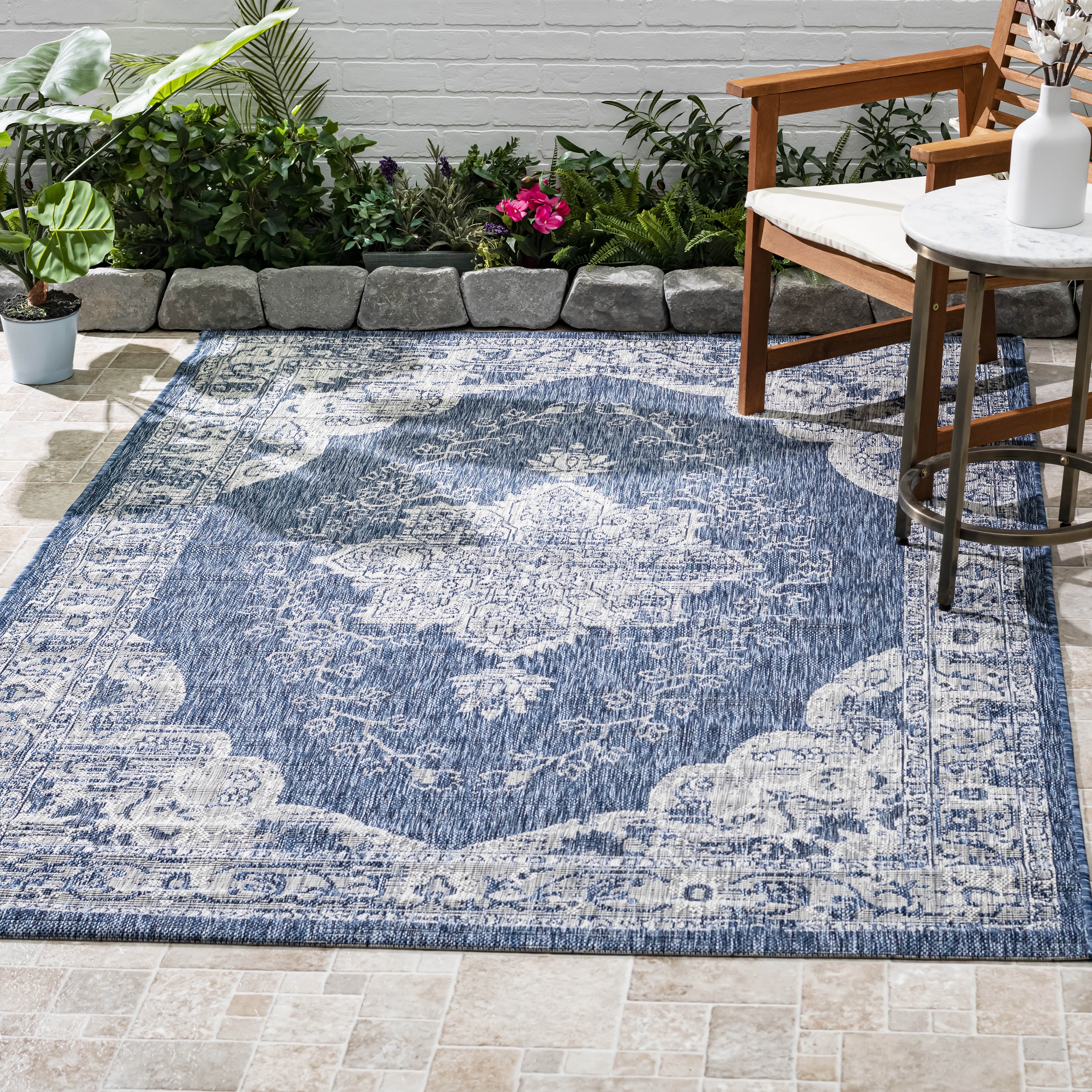 Gorgan Blue Rectangular Stain-Resistant Outdoor Rug 4ft x 5ft 7in