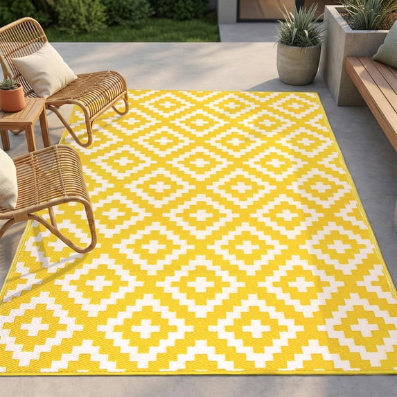 FH Home Outdoor Rug - Waterproof, Fade Resistant, Crease-Free - Premium Recycled Plastic - Geometric - Large Patio, Deck, Sunroom, Camping, RV - Aztec - Yellow & White - 6 x 9 ft