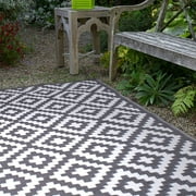 FH Home Outdoor Rug - Waterproof, Fade Resistant, Crease-Free - Premium Recycled Plastic - Geometric - Patio, Deck, Porch, Balcony, Laundry Room - Aztec - Gray & White - 4 x 6 ft