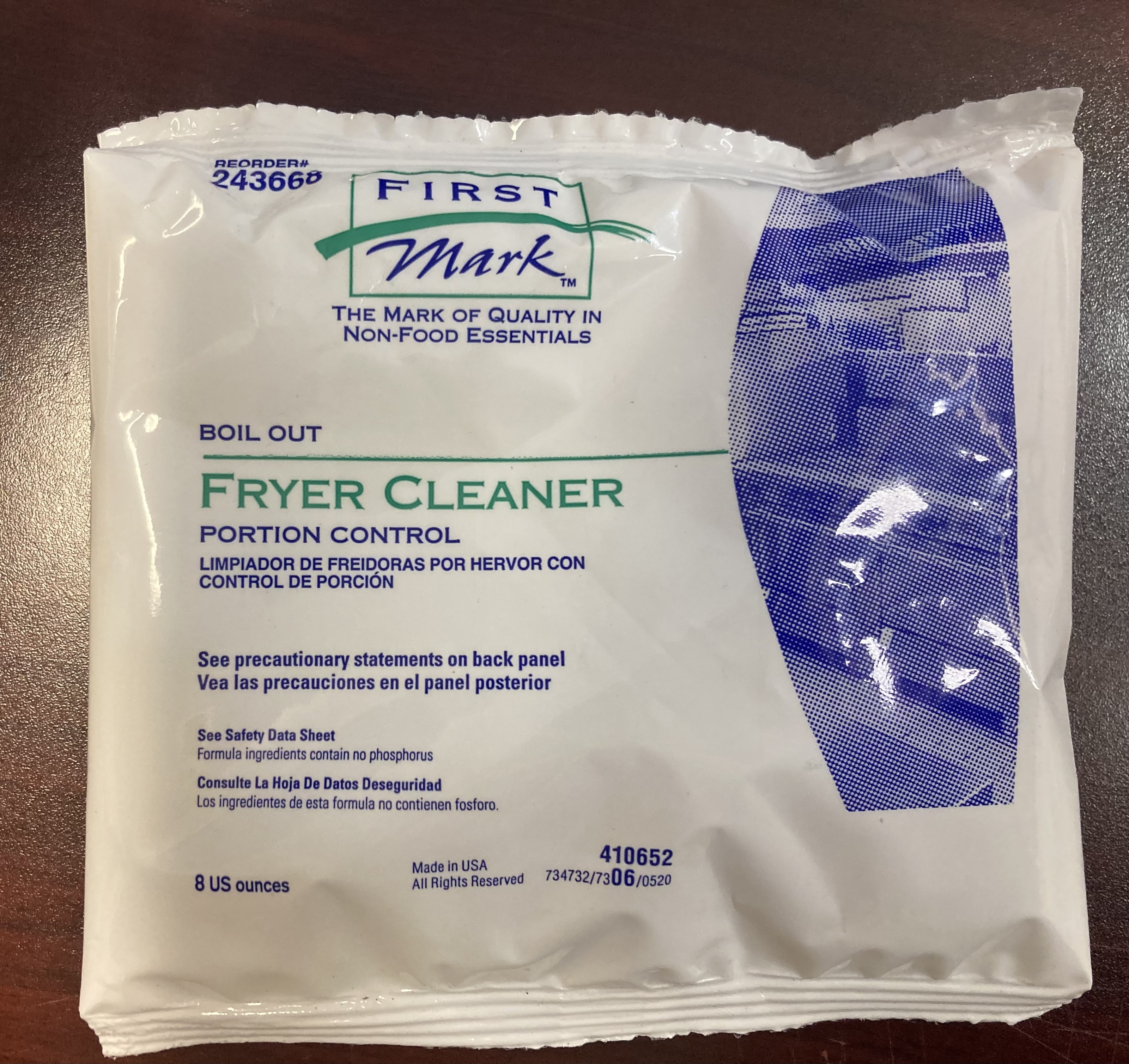 FIRST MARK Boil Out FRYER CLEANER Portion Control 248 oz packets