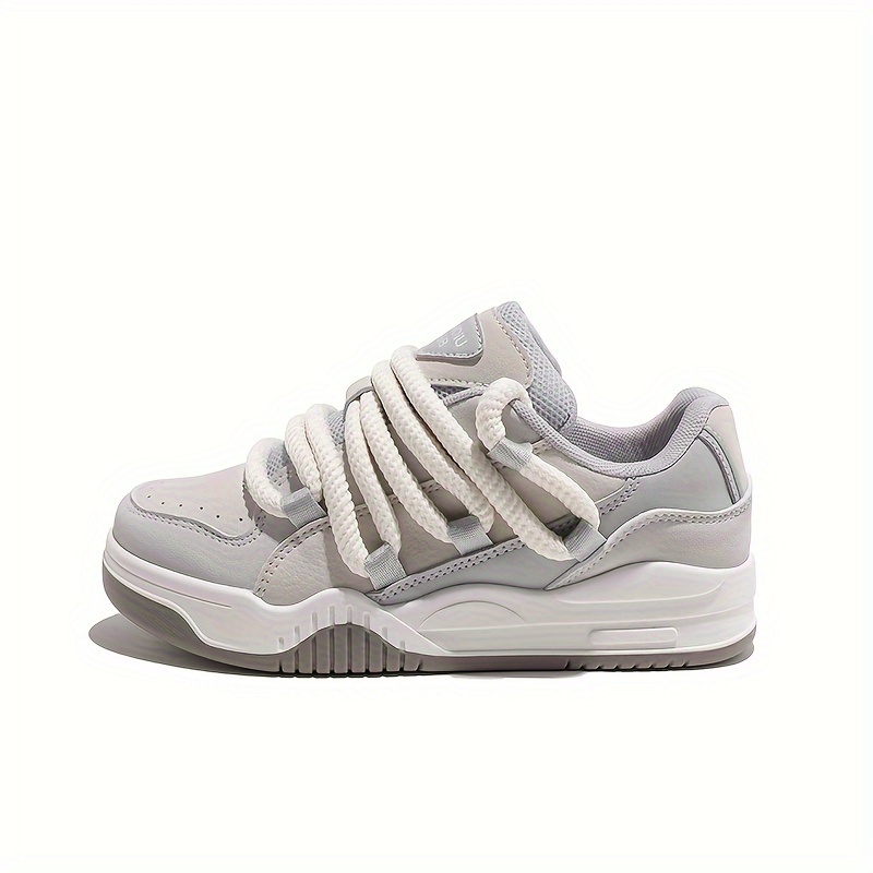 FLTHDD Women‘s Trendy Low Top Skate Shoes Stylish Lace Up Outdoor