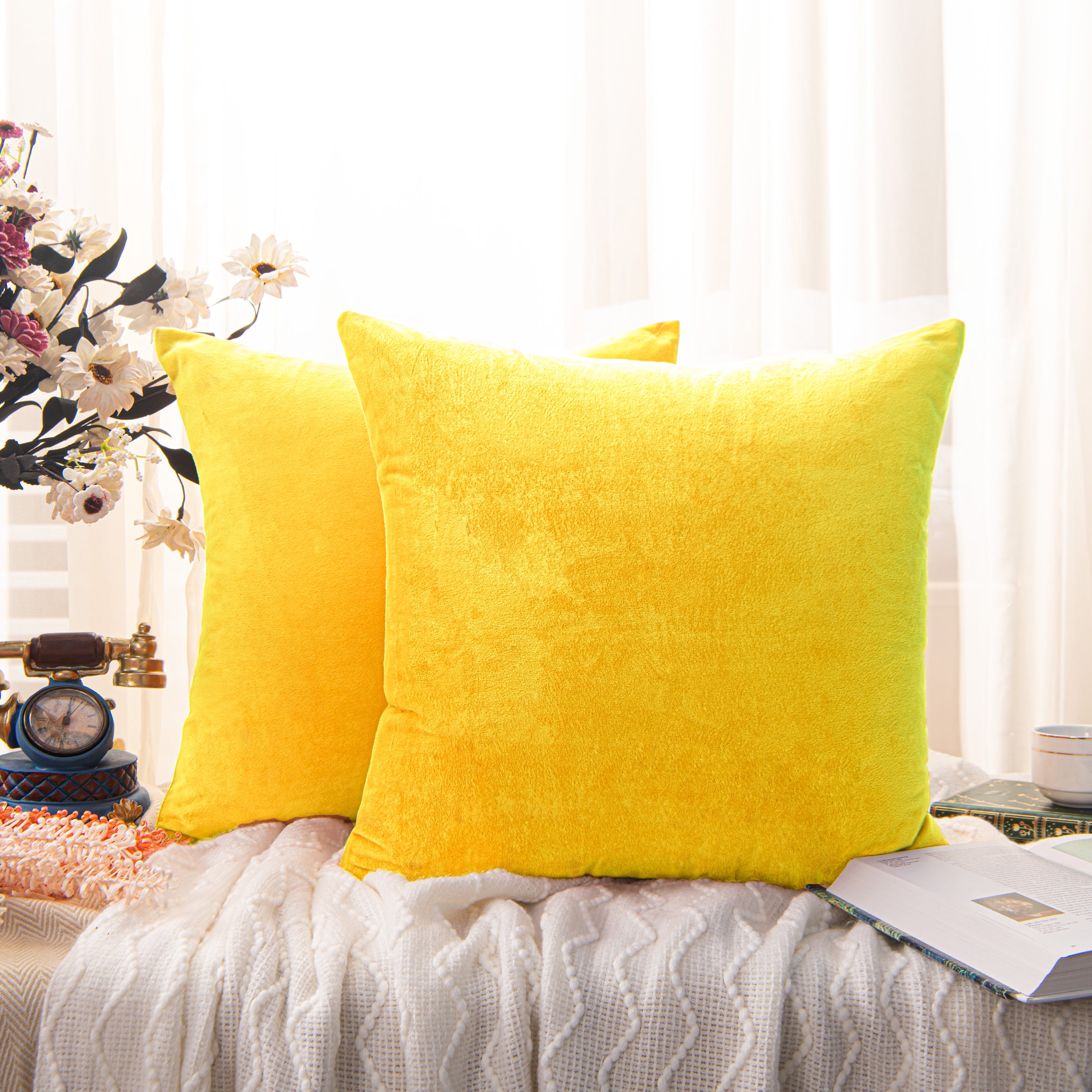 Flxxie Ultra Fluffy Soft Velvet Decorative Solid Color Throw Pillow