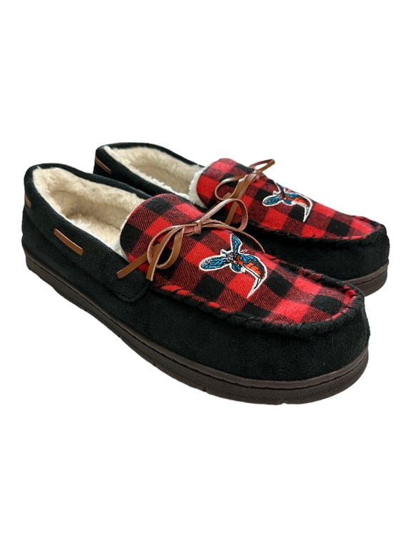 Women's NCAA Fleece Lined Comfort Moccasin Style Slippers (Delaware State, M (7-8))
