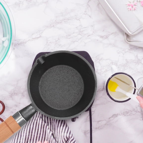 FOLOYORI Small Cast Iron Skillet with Handle, Multi-Color Mini Frying Pan for Eggs, Home Cooking, and Versatile Use