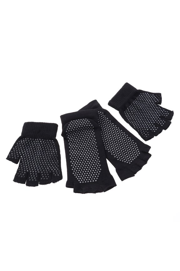 Women Yoga Socks Grip with Silicone Dots and Moisture Wicking in Black 1 Set