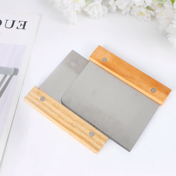 FOMIYES 2Pcs Dough Scraper Random Color Non-slip Handle For Restaurant Use Kitchen Gadget