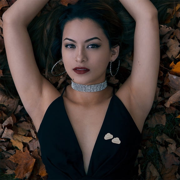 FONDOTIN 200Pcs Plastic Brooch Clasp White Badge Backing Clasp for Jewelry Making and Crafts