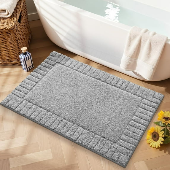 FRABE Bathroom Rugs Non Slip with Rubber Backing, Extra Soft Plush Microfiber Bath Rug Absorbent, Machine Washable Bath Mat Quick Dry for Tub, Shower, Hotel, Light Grey, 20"x32"