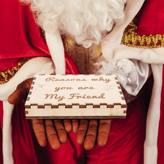 FRCOLOR 1 Set Decorative Friendship Gift Box Friendship Appreciation Gift Box with Heart Slices