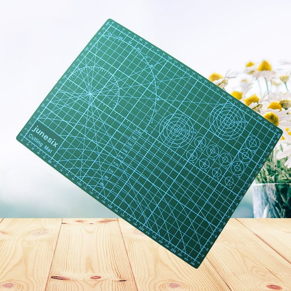 FRCOLOR 1Pack Cutting Mat for Crafting and Sewing Projects and Scale Design Non Slip and Self Healing