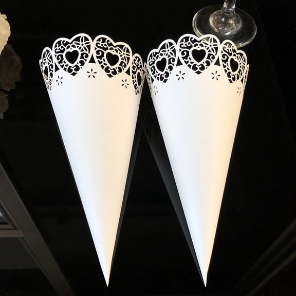 FRCOLOR 50pcs Hollow out Heart Pattern Dried Flower Cone Wrappers DIY Lace Paper Small Bouquet Packaging Flowers Wrapping Tube (White)