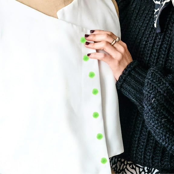 FRCOLOR Light Green Plush Pom Pom Balls for Decor Creative Clothing DIY Materials 2000pcs