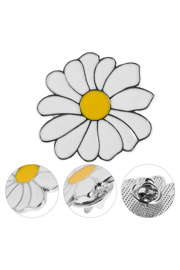 White Daisy Brooch Cartoon Enamel Lapel Pin for Decor Use Alloy Material Round Badges 1.5 Inches