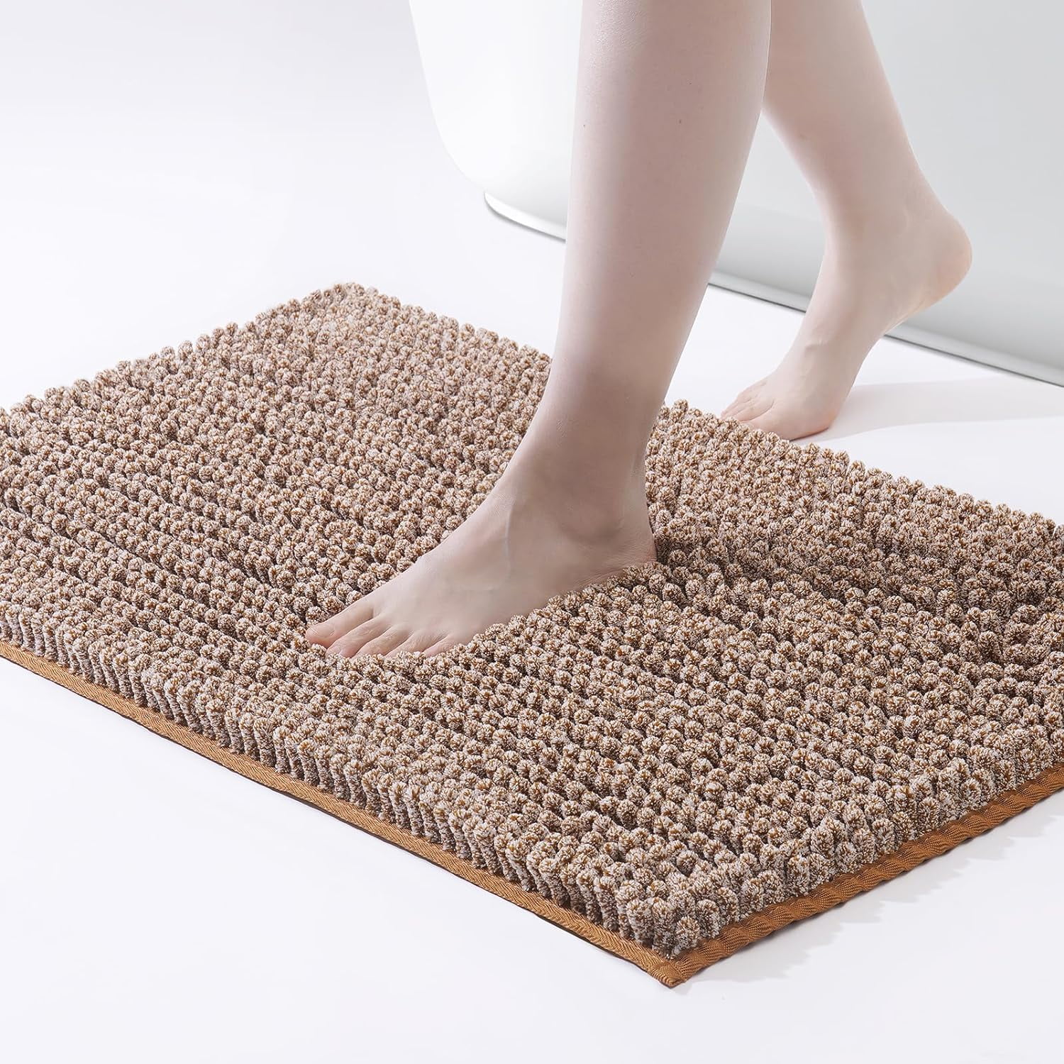 FRESHMINT Chenille Bath Rugs Extra Soft and Absorbent Microfiber Shag Rug, Non-Slip Runner Carpet for Tub Bathroom Shower Mat, Machine-Washable Durable Thick Area Rugs Caramel Heather, 32" x 20"