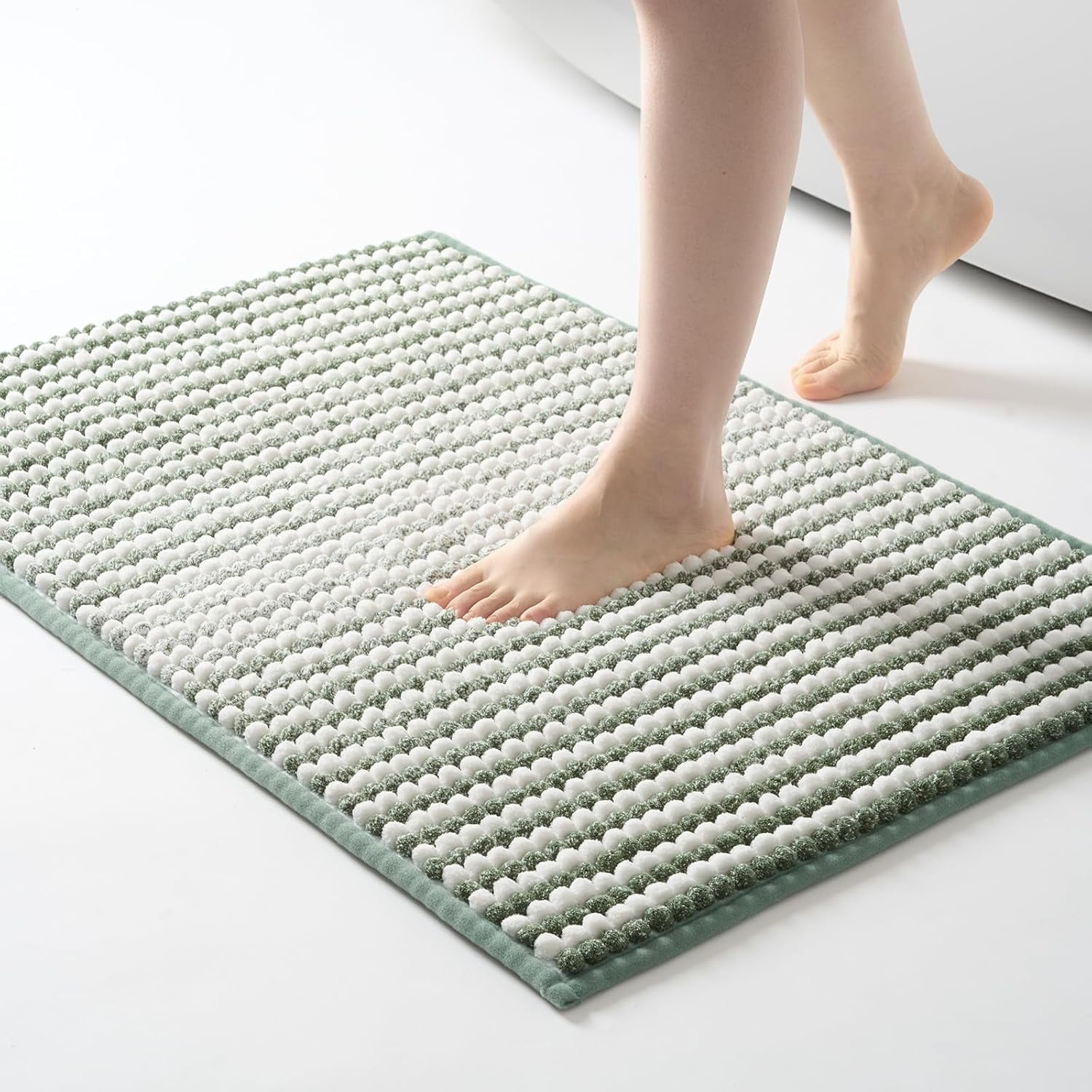FRESHMINT Chunky Ombre Chenille Bathroom Rug 24''x36'', Large Water Absorbent Soft Bath Rugs for Bathroom Floor, Thick Non Slip Bath Mat Washable Quick Dry Shower Mats, Sage Green and White