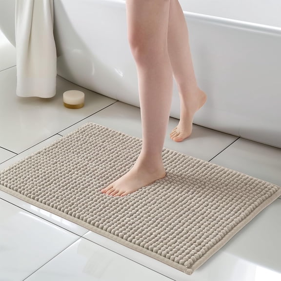 FRESHMINT Thick Chunky Chenille Bathroom Rugs 20'' x 32'', Non-Slip Bath Mat, Soft Bathroom Decor, Cute Shower Mat, Water Absorbent, Washable, Beige