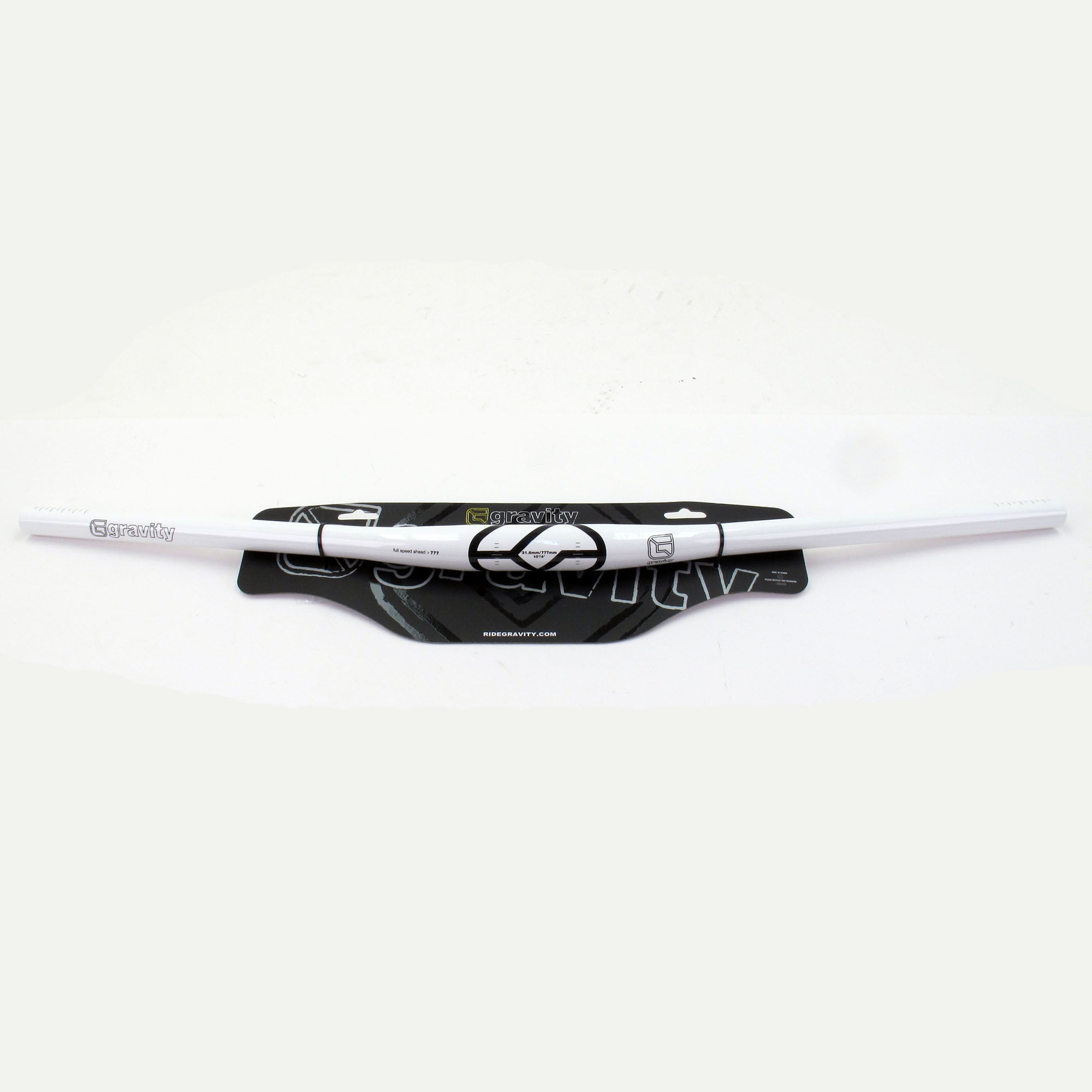 FSA Gravity Light Mountain Bike Handlebar 31.8 x 777mm White