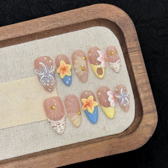 FSTDelivery French Glossy Press on Nails Set for Women Girls,Medium Almond Fake Nail Tips Acrylic Shine Stereo Shell Starfish Nails for Daily Wedding,Full Nail Wrap Holiday Summer Travel Gift 10pcs