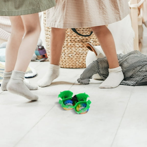 FUEENIRVA 1Pair Green PU Roller Skates with Adjustable Sizing for Comfortable Skating