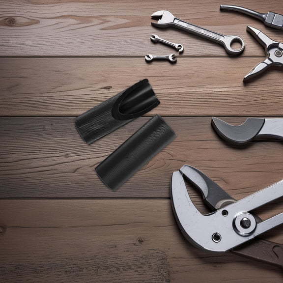 FUEENIRVA 1Pair Universal Black Aluminum Alloy Motorcycle Foot Pegs Footrest Pedals for Motorbike Use