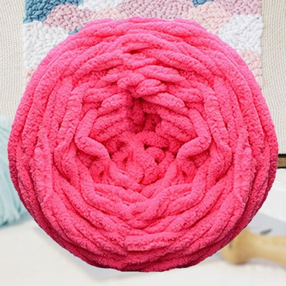 FURNIX Super Soft Chunky Yarn,7-8mm Bulky Acrylic Washable,DIY Blanket Scarf Sweater Gold,Premium Polyester Skin-Friendly,Pilling Resistant 45-50m Solid