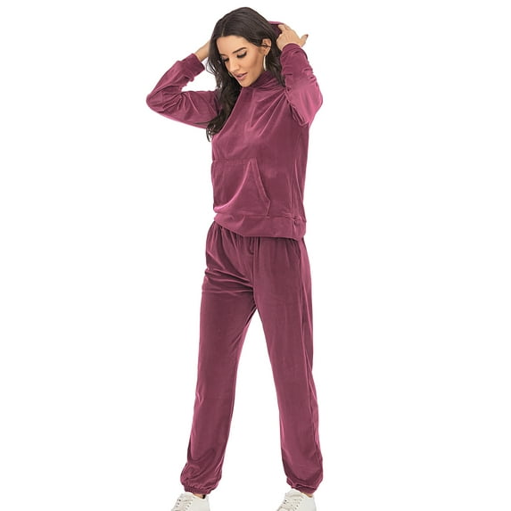 FUTATA Womens Velour Sweatsuit Sets Workout Tracksuit 2 Piece Outfits Sweatshirt & Sweatpants Jogging Suits Set Activewear Sets