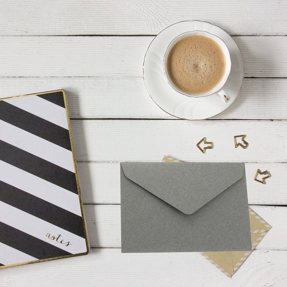 FUTUREORYY 10pcs Vintage Envelopes Assorted Color Stylish Design for Invitations and Anniversaries