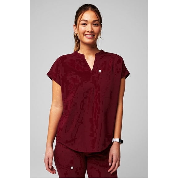 Fabletics Women's Evolve 3-Pocket Scrub Top with an Oversized Fit - MotionTech, 4-Way Stretch, Wrinkle-Resist, Anti-Shrink (Sizes Vary)