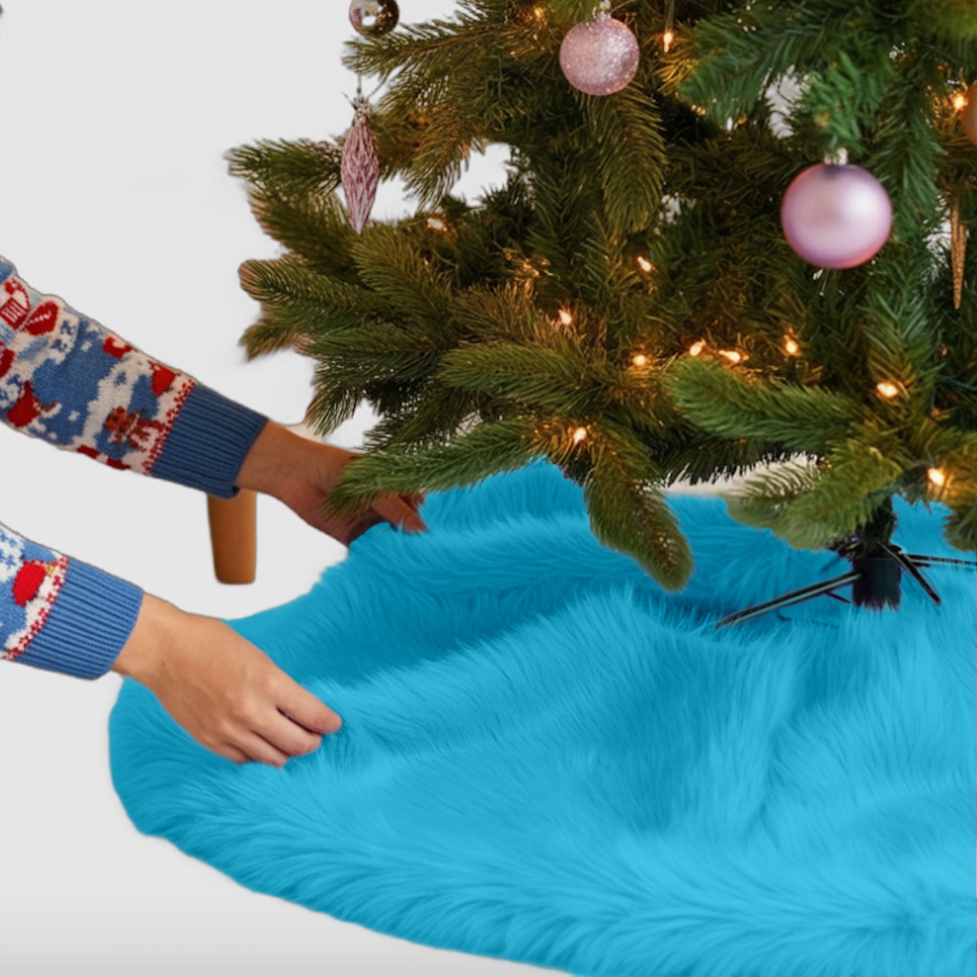 Turquoise Faux Fur Plush Christmas Tree Skirt, 30 Inches