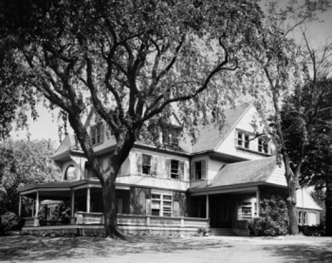 Facade of a house Home of Theodore Roosevelt Sagamore Hill Oyster Bay New York State USA Canvas Art -  (24 x 36)