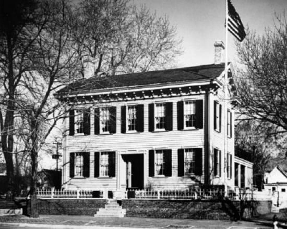 Facade of a house Lincoln Home National Historic Site Springfield Illinois USA Canvas Art - (18 x 24)