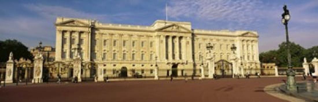 Facade of a palace Buckingham Palace London England Canvas Art - Panoramic Images (18 x 6)