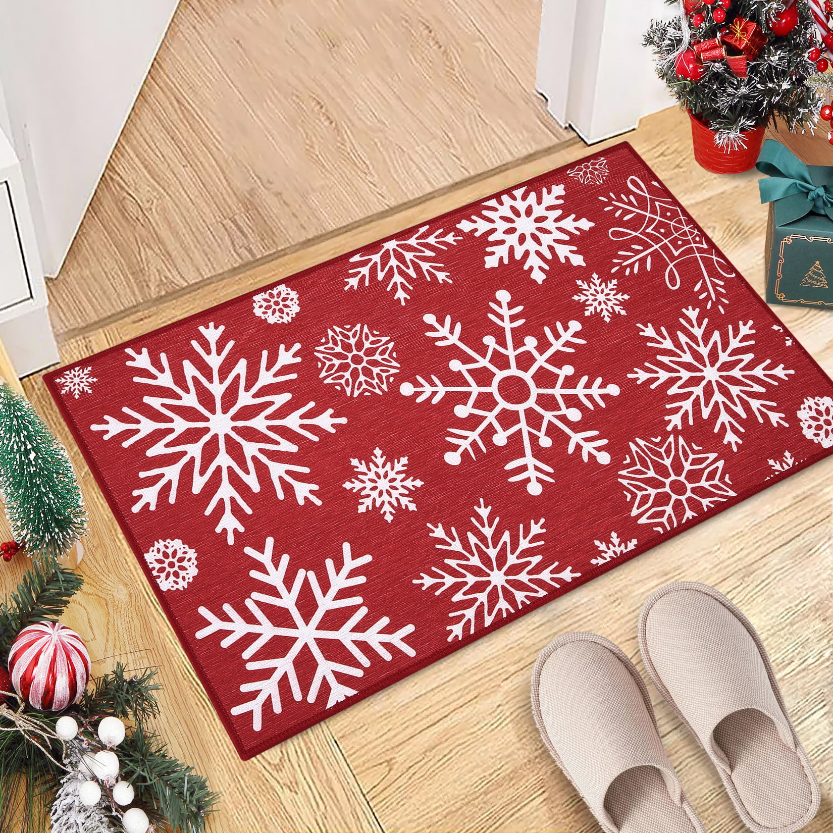 Christmas Front Door Mat, PVC Leather Door Mats Outdoor/Indoor Welcome Mat,  Red Christmas Balls White Winter Snowflake Floor Mats Non-Slip Doormat
