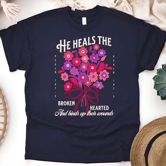 Faith Graphic Tee for Women – Bible Verse Shirt Heals the Brokenhearted, Flower Bouquet Design, Navy, Size XL
