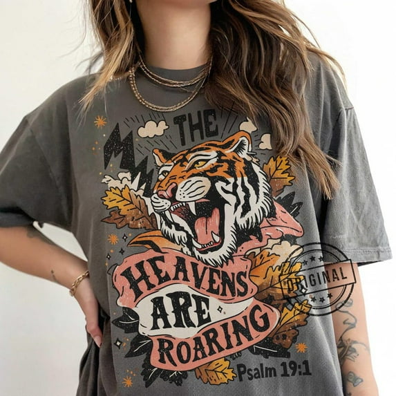 Fall Faith T-Shirt, Autumn Christian Shirt with Bible Verse Psalm 19:1, The Heavens Are Roaring Graphic Tee