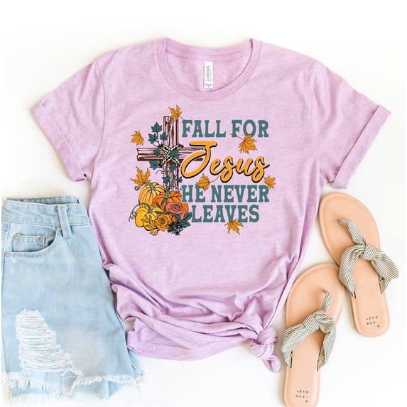 Fall For Jesus T-shirt Thanksgiving Shirt Gift Bible Tee Christianity Top Autumn Believe Women's T-shirts He Never Leaves Family Matching Dinner
