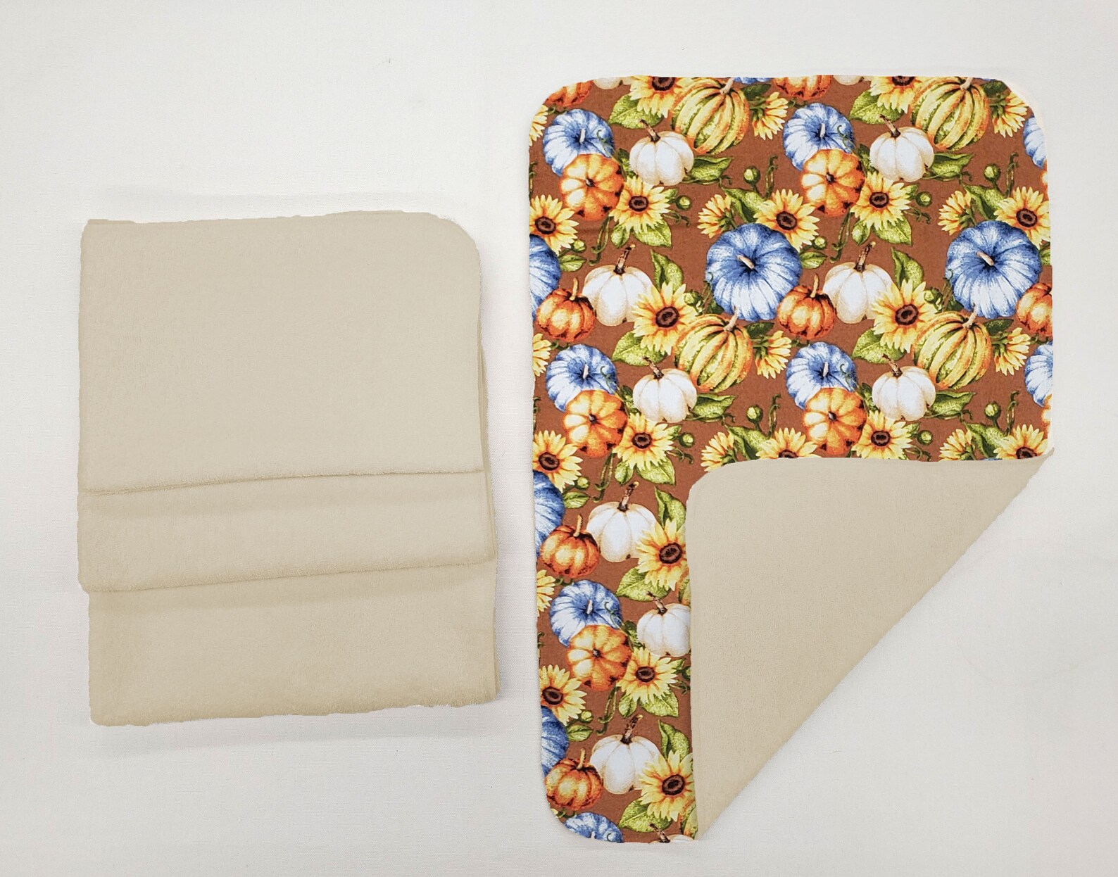 Fall Harvest Hand Towels (Set of 4) by Penny's Needful Things (Towel Color: Off White) (Pumpkins on Brown)