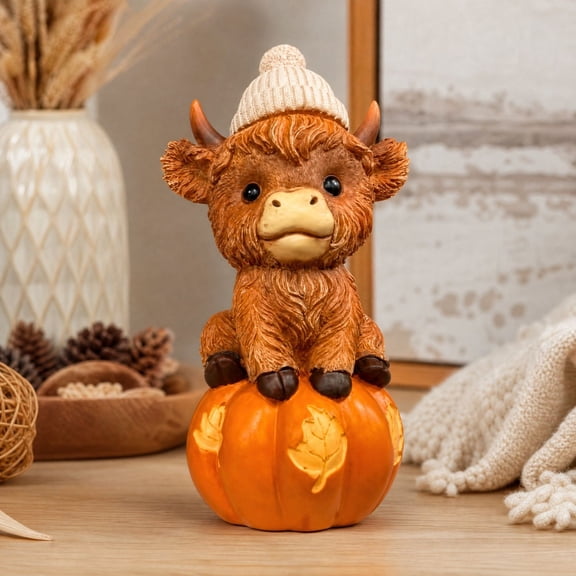 Fall Highland Cow Pumpkin Figurine, Resin Highland Calf with Knit Hat Tabletop Statue for Thanksgiving Harvest Home Decor