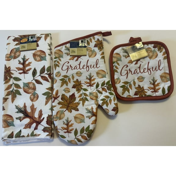 Fall Leaves Design Red Orange Autumn Colors Oven Mitt, Pot Holders, Towel 4pc plus bonus