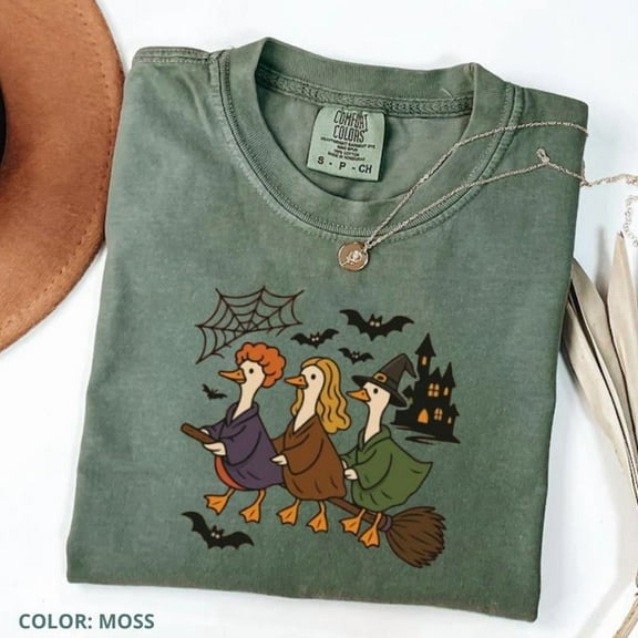 Fall Pumpkin Shirt – Vintage-Inspired Halloween Graphic Tee, Cute Spooky Season Top for Women, Cozy Autumn October Outfit
