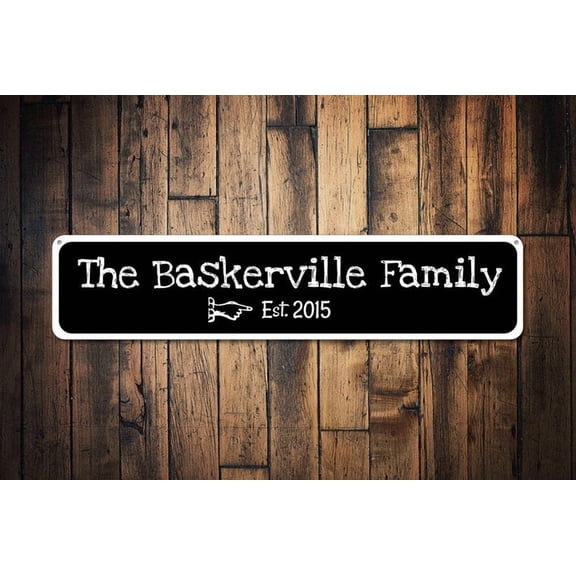 Family Est. Date Sign Pointing Hand Last Name Metal Aluminum Sign Custom Wedding Decor Wedding Gift - Wedding Signs - Size: 16 x 4 Inches