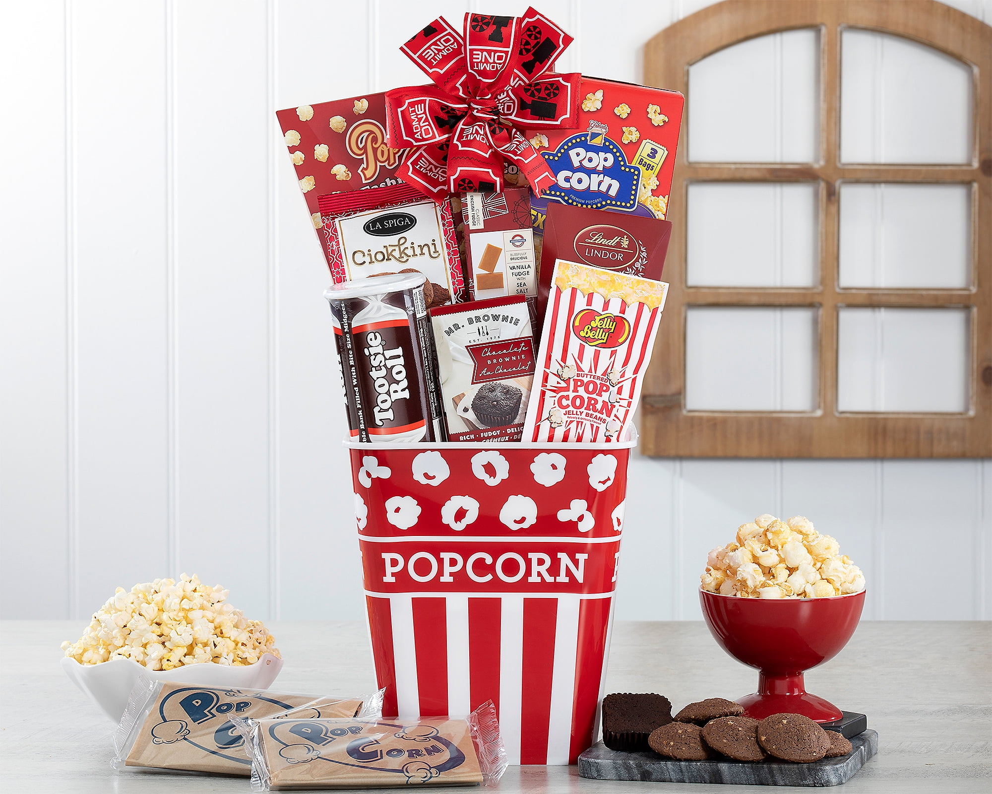 https://i5.walmartimages.com/seo/Family-Movie-Night-Popcorn-and-Sweets-Gift-Basket-by-Wine-Country-Gift-Baskets_a07e1bd9-7877-4eef-898b-94372123d9ff.f1dc03503ae0c64d87868205d90a1457.jpeg