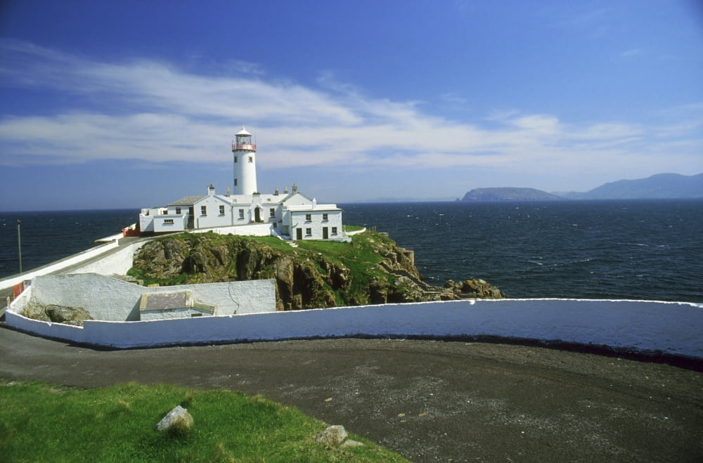 Fanad Lighthouse Co Donegal Ireland Canvas Art - The Irish Image Collection Design Pics (18 x 12)