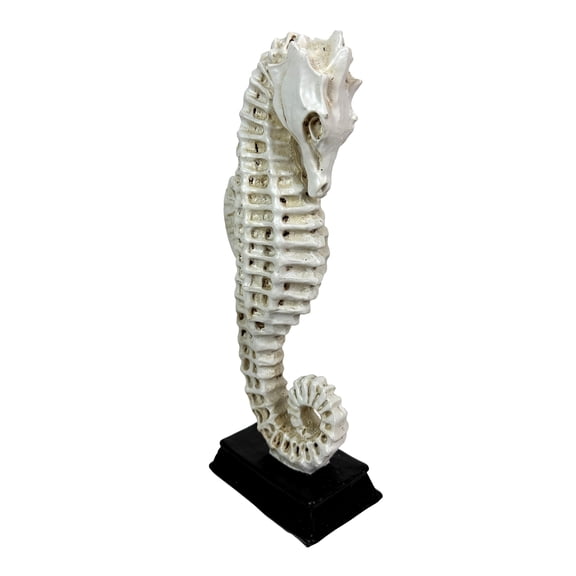 Fancy That Seahorse Statue Coastal Resin Tabletop Decor 1 Count